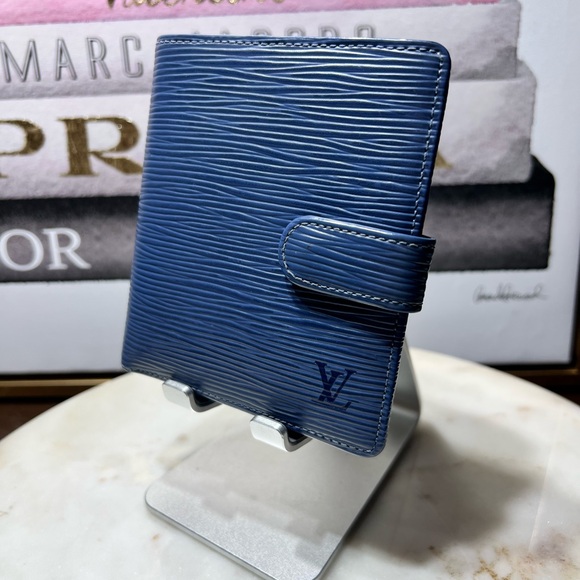 Louis Vuitton Blue Epi Bifold  Leather Wallet Like NEW - Picture 1 of 16